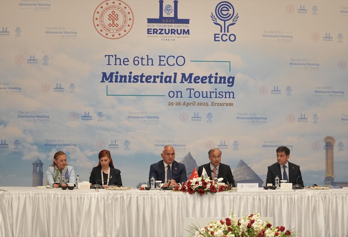 Kültür ve Turizm Bakanı Mehmet Nuri Ersoy, Ekonomik İşbirliği Teşkilatı (EİT) 2025 yılı "Turizm...