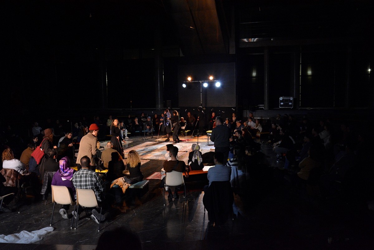 Kültür ve Turizm Bakanlığı Devlet Tiyatroları Genel Müdürlüğünce bu yıl 12'ncisi düzenlenen...