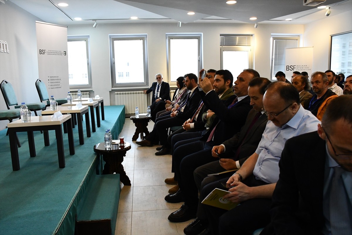 Kuzey Makedonya'nın başkenti Üsküp'te "İkinci Uluslararası Balkanların Şairi ve Alimi Abdülfettah...