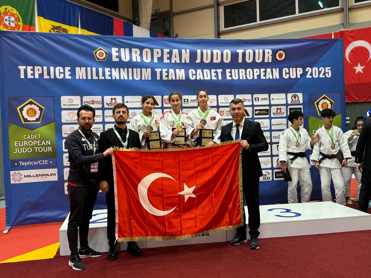 Milli sporcular, Ümitler Avrupa Judo Kupası'nın Çekya ayağında 1 altın ve 2 bronz madalya...