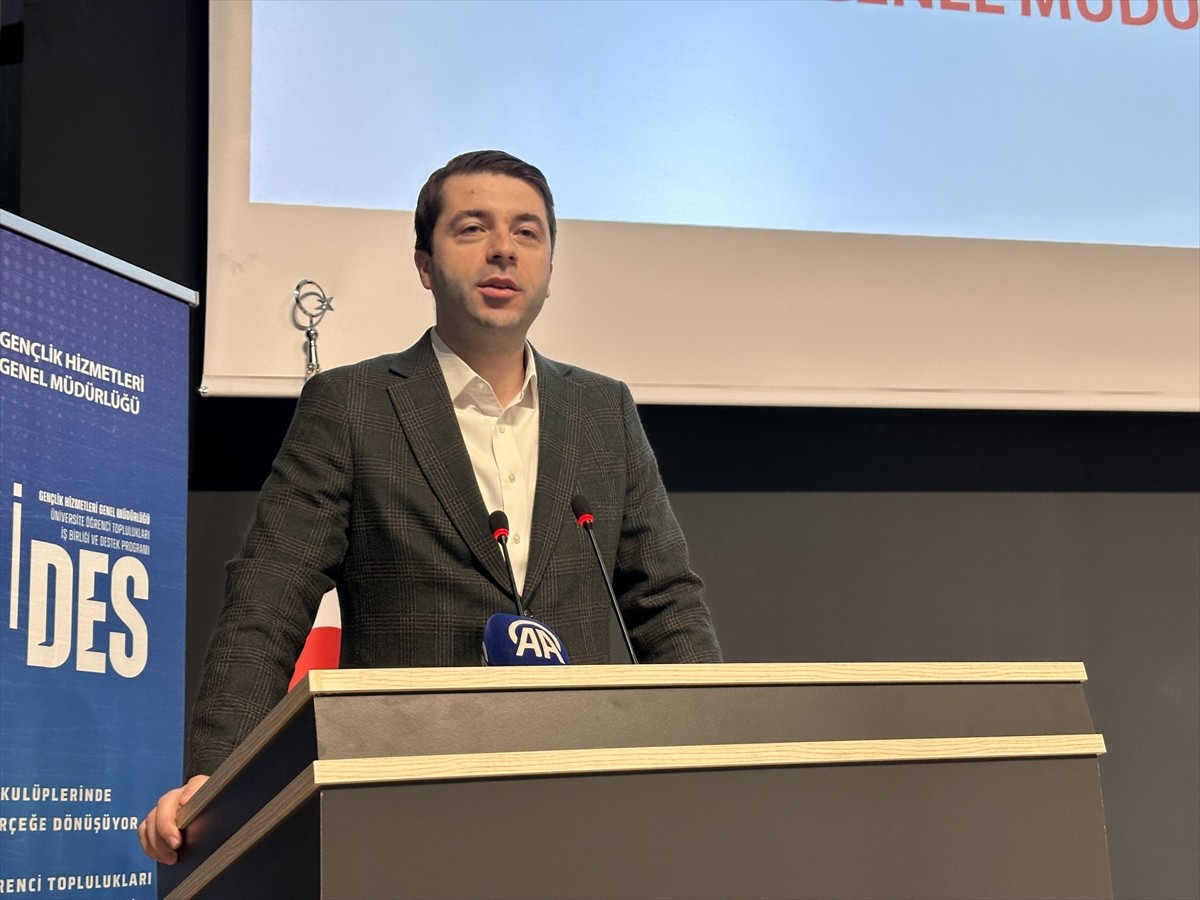 Necmettin Erbakan Üniversitesi (NEÜ) Havacılık ve AR-GE Topluluğunca, Gençlik ve Spor Bakanlığı...