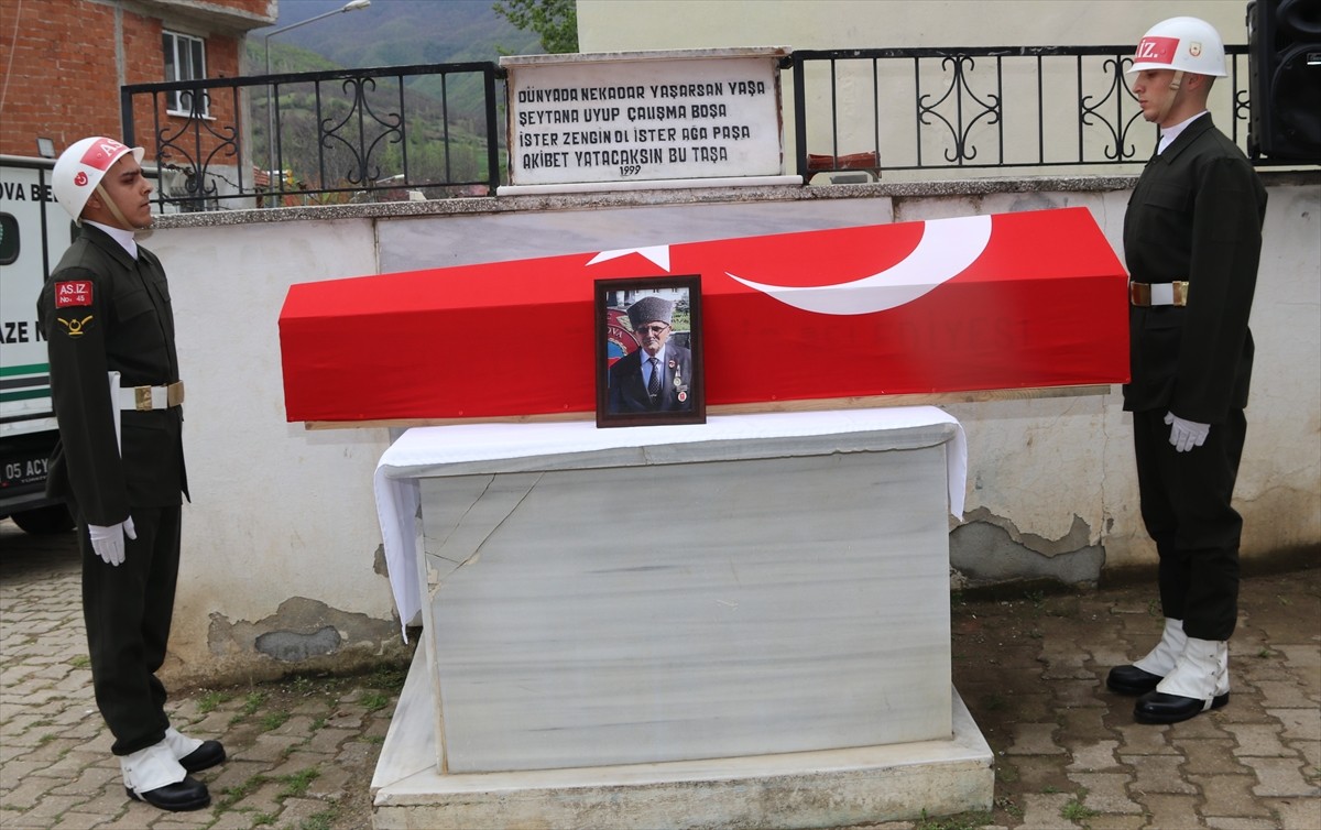 Ordu'da tedavi gördüğü hastanede yaşamını yitiren 85 yaşındaki Kıbrıs gazisi Niyazi Ceylan...