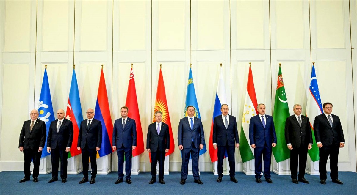 Orta Asya-Rusya Dışişleri Bakanları 8. Toplantısı Kazakistan'ın Almatı şehrinde yapıldı....