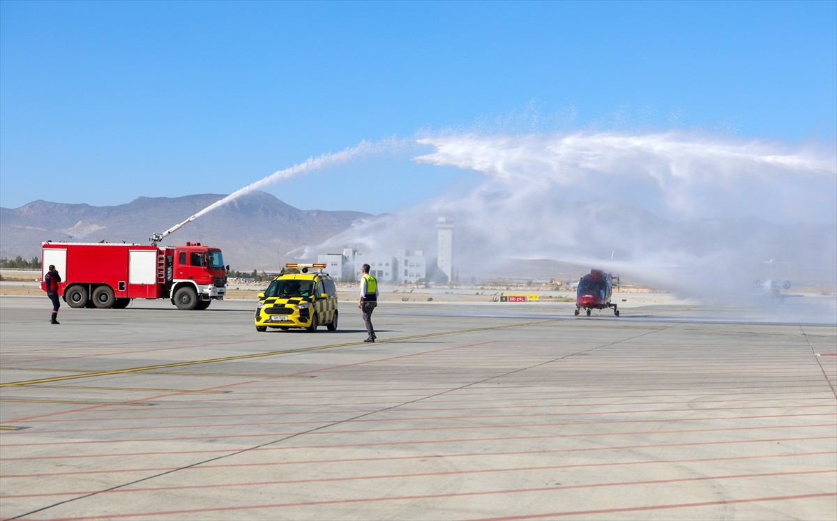 Özel bir havayolu şirketi tarafından Türkiye ile Kuzey Kıbrıs Türk Cumhuriyeti (KKTC) arasında VIP...