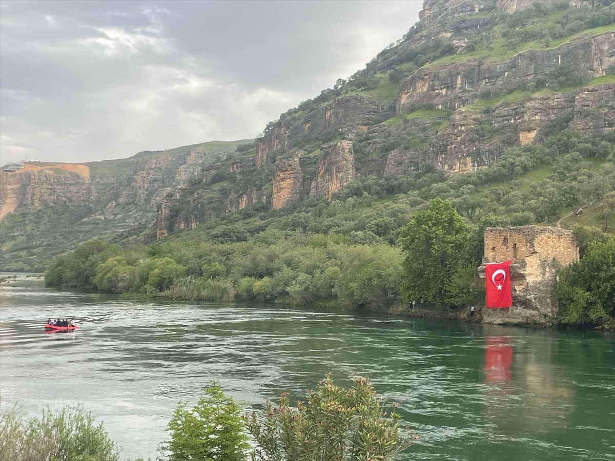 Şırnak'ta, Valilik ve Güçlükonak Kaymakamlığınca düzenlenen "2. Güçlükonak Doğa, Kültür ve Su...