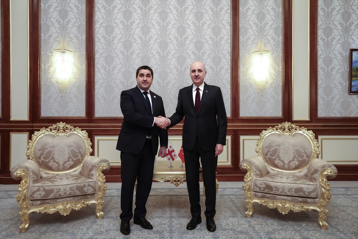 TBMM Başkanı Numan Kurtulmuş, resmi ziyarette bulunduğu Özbekistan'da katıldığı uluslararası...