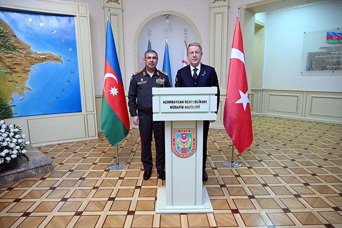 TBMM Milli Savunma Komisyonu Başkanı Hulusi Akar, Azerbaycan Savunma Bakanı Zakir Hasanov ile...
