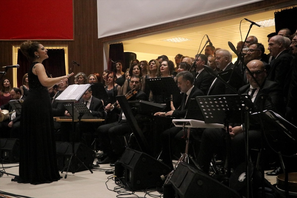 Tekirdağ'da "Aile Yılı" etkinlikleri kapsamında konser düzenlendi.  Aile ve Sosyal Hizmetler...