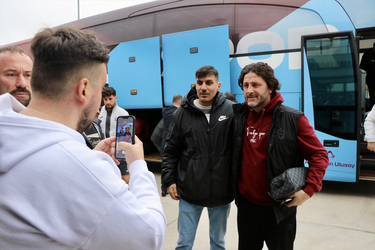 Trabzonspor, Trendyol Süper Lig'in 30. haftasında deplasmanda Fenerbahçe'yle yapacağı maç için...