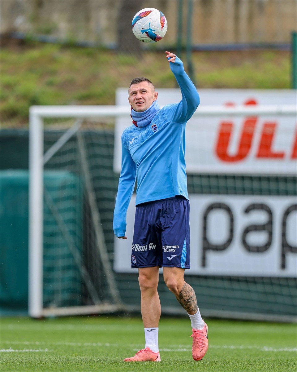 Trabzonspor, Trendyol Süper Lig'in 34. haftasında deplasmanda Kasımpaşa ile oynayacağı maçın...