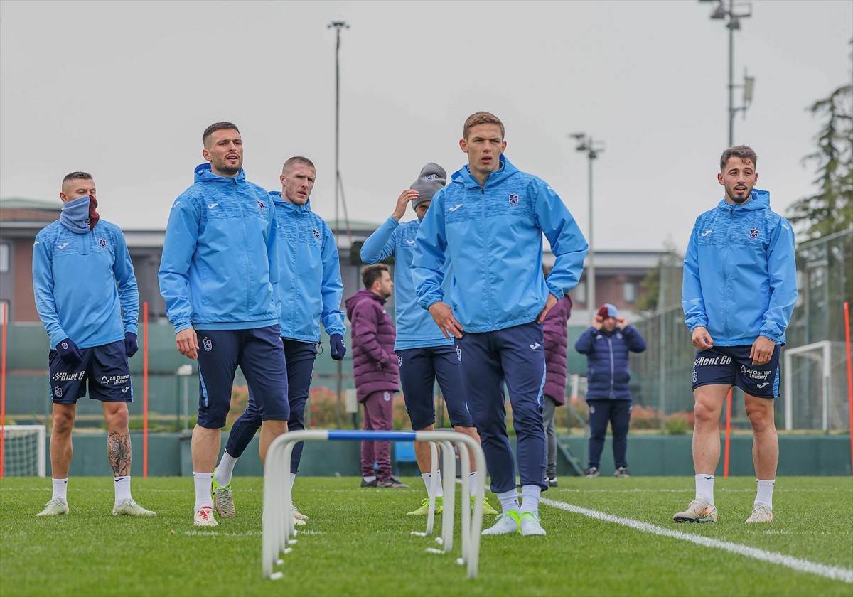 Trabzonspor, Ziraat Türkiye Kupası yarı finalinde 24 Nisan Perşembe günü sahasında Göztepe ile...