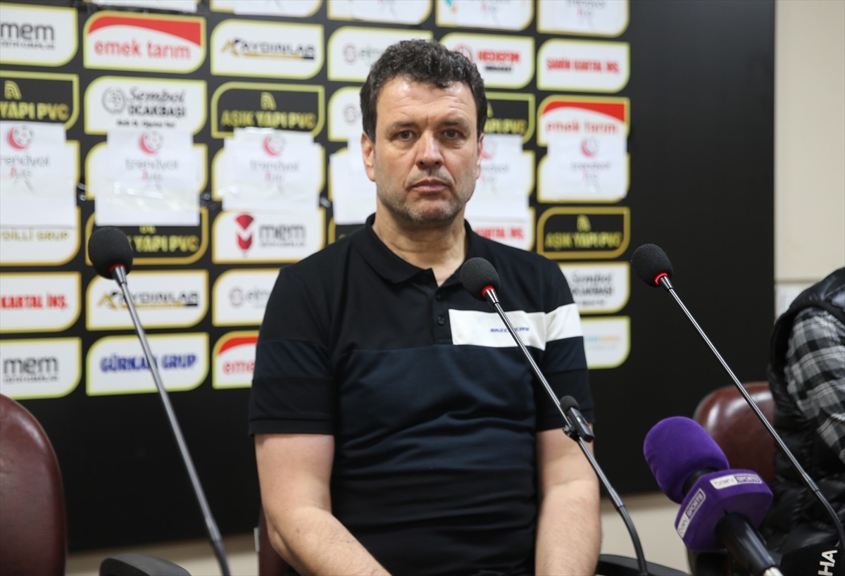 Trendyol 1. Lig'in 34. haftasında Kızılkaya Tarım Şanlıurfaspor ile Amed Sportif Faaliyetler, 11...