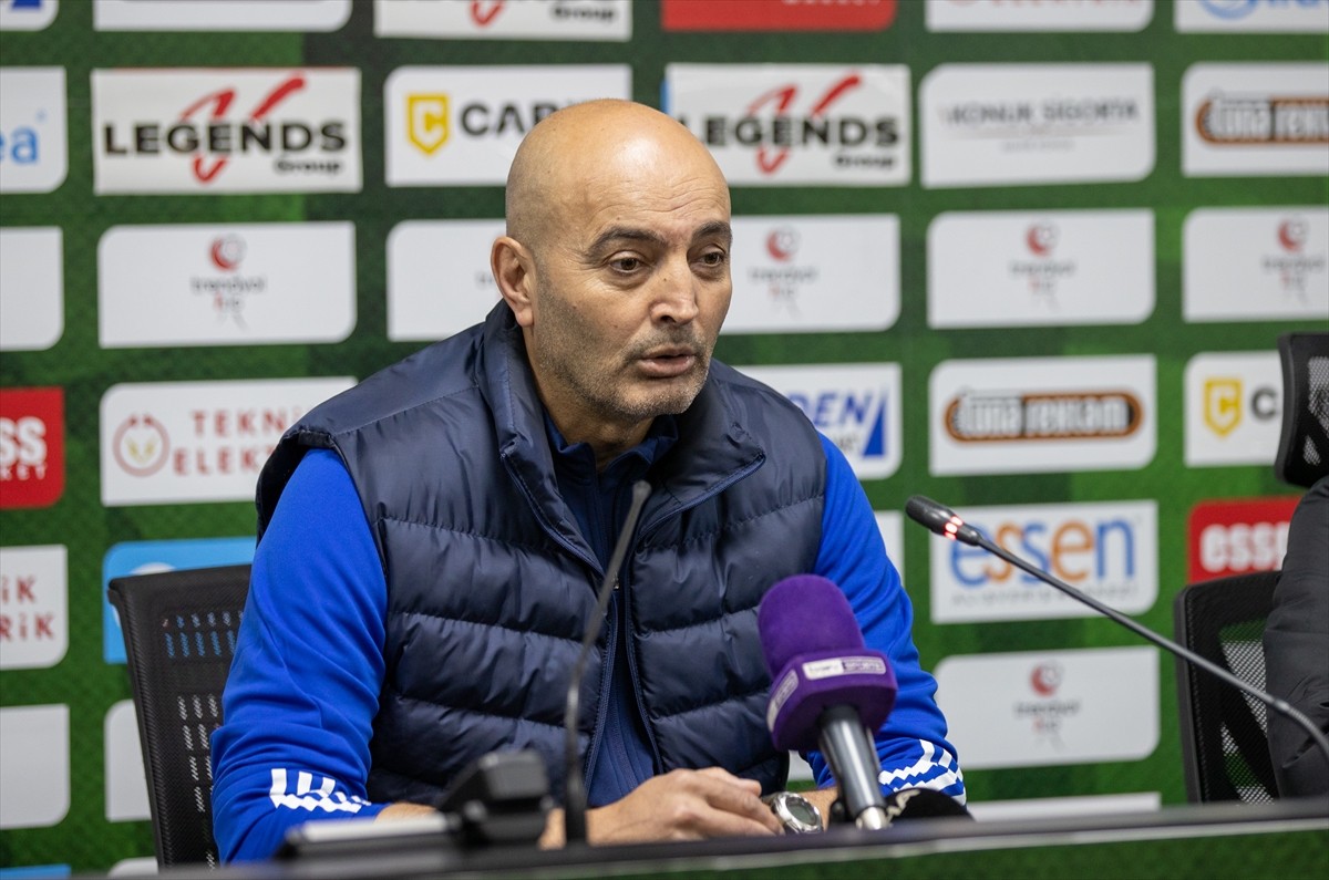 Trendyol 1. Lig'in 34. haftasında Sakaryaspor, Yeni Sakarya Atatürk Stadyumu'nda Siltaş Yapı...