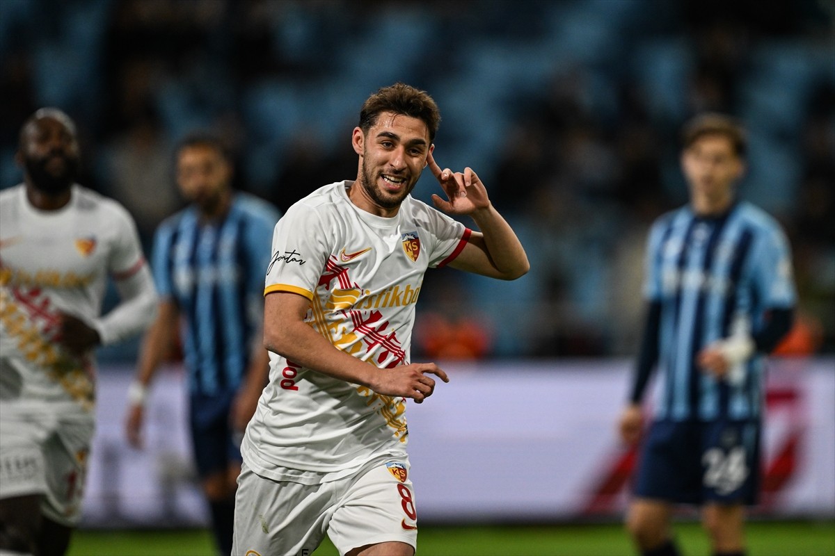 Trendyol Süper Lig'in 30. haftasında Adana Demirspor ile Bellona Kayserispor, Yeni Adana...