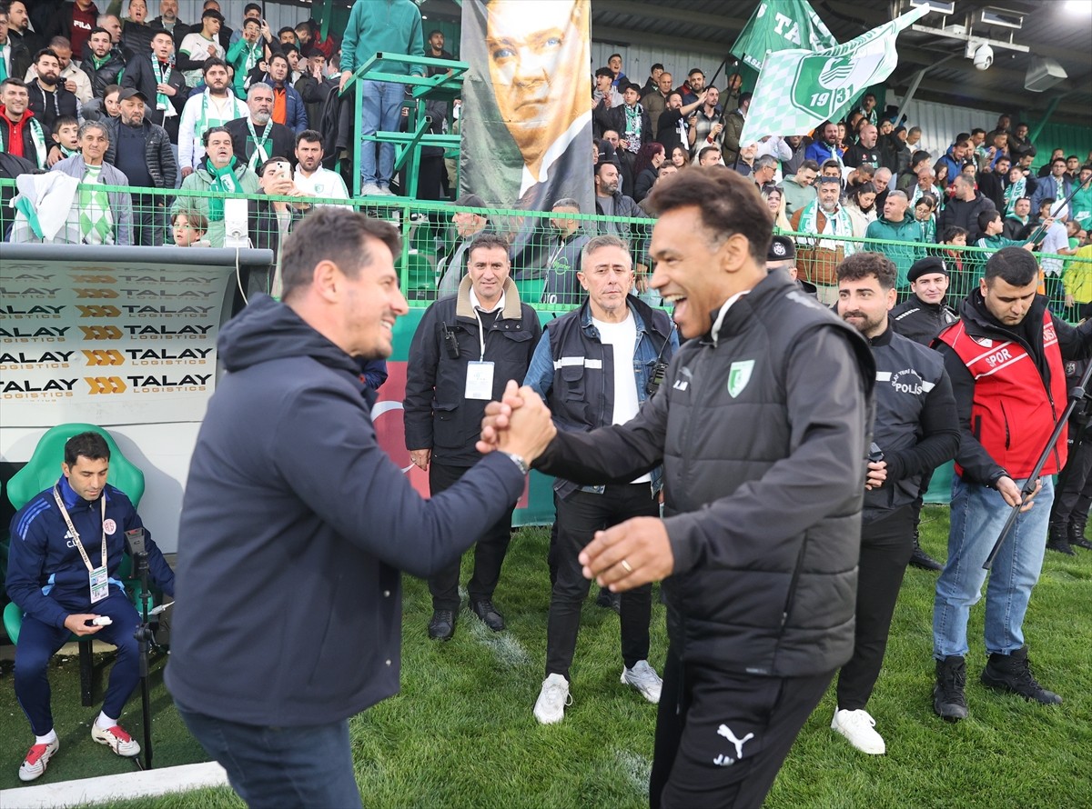 Trendyol Süper Lig'in 31. haftasında Sipay Bodrum FK ile Onvo Antalyaspor, Grey Beton Bodrum...