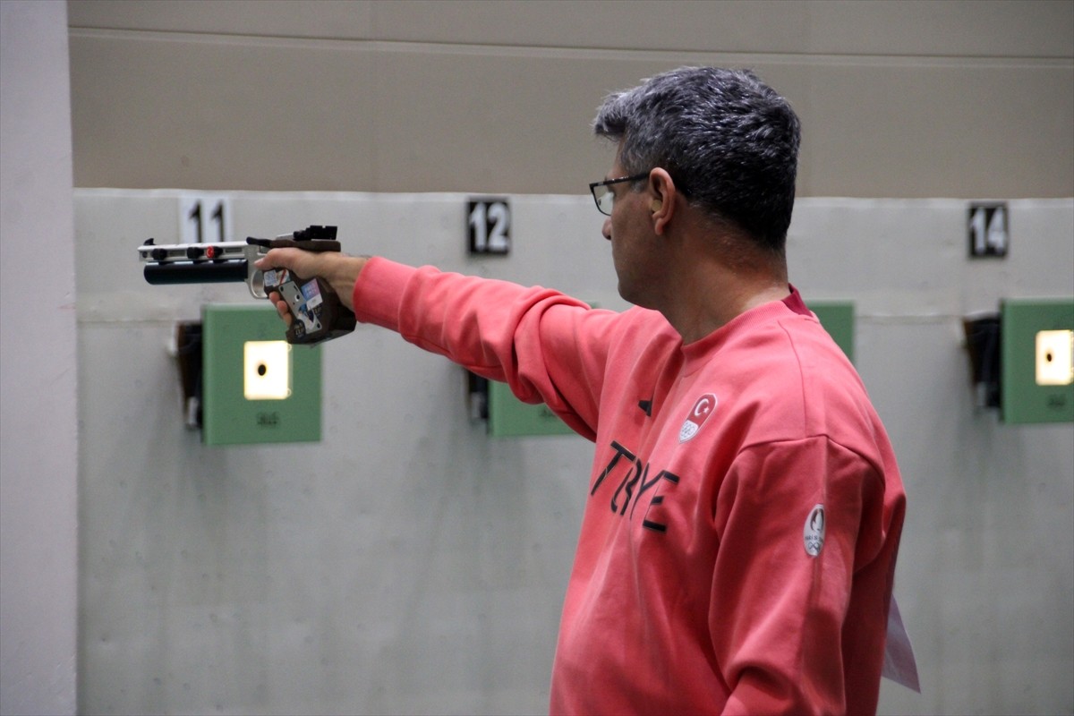 Türkiye Atıcılık Federasyonu tarafından Mersin'de düzenlenen Havalı Silahlar Türkiye Şampiyonası...