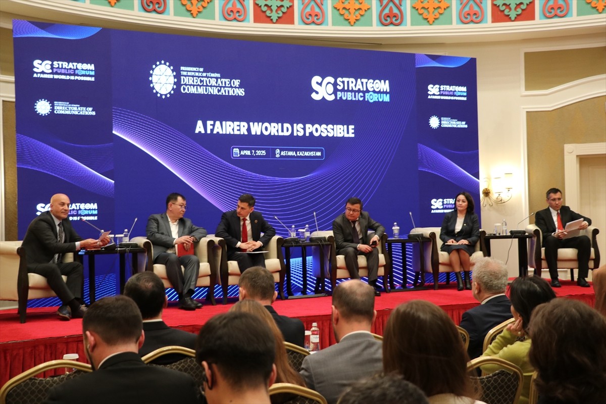 Türkiye Cumhurbaşkanlığı İletişim Başkanlığı'nca başlatılan "Daha Adil Bir Dünya Mümkün" panel...