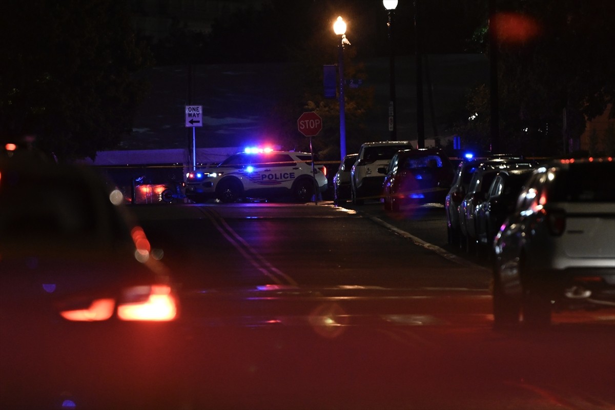 ABD'nin başkenti Washington'daki Yahudi Müzesi yakınlarında düzenlenen silahlı saldırıda İsrail'in...