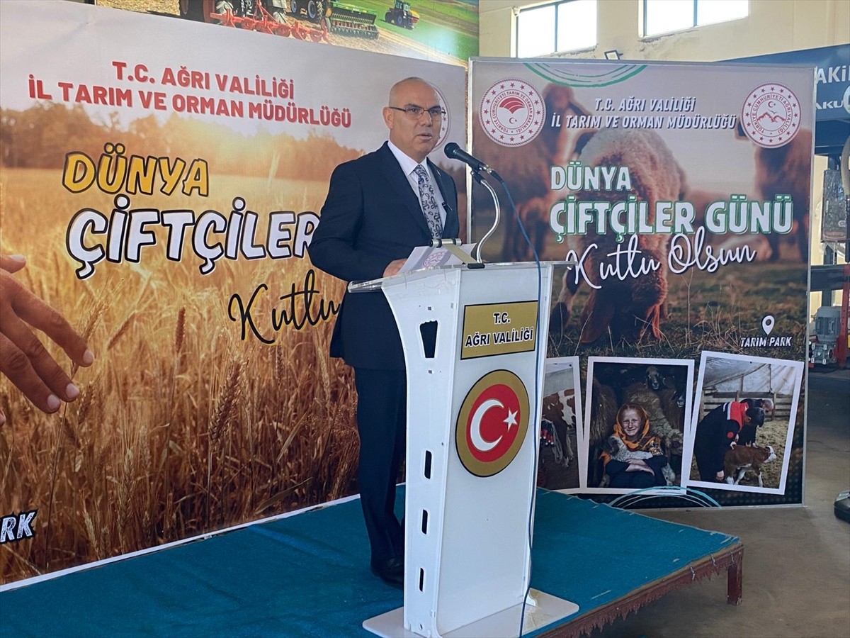 Ağrı'da, 14 Mayıs Dünya Çiftçiler Günü kapsamında İl Tarım ve Orman Müdürlüğünce Tarım Park'ta...
