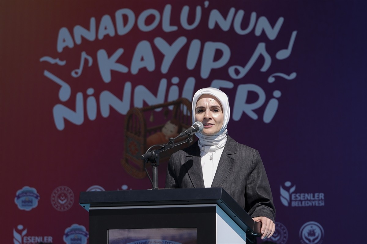 Aile ve Sosyal Hizmetler Bakanı Mahinur Özdemir Göktaş, Esenler Belediyesi tarafından 15 Temmuz...