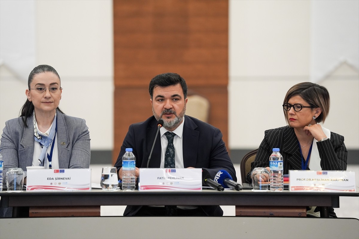 Aile ve Sosyal Hizmetler Bakanlığınca, Birleşmiş Milletler Çocuklara Yardım Fonunun (UNICEF)...