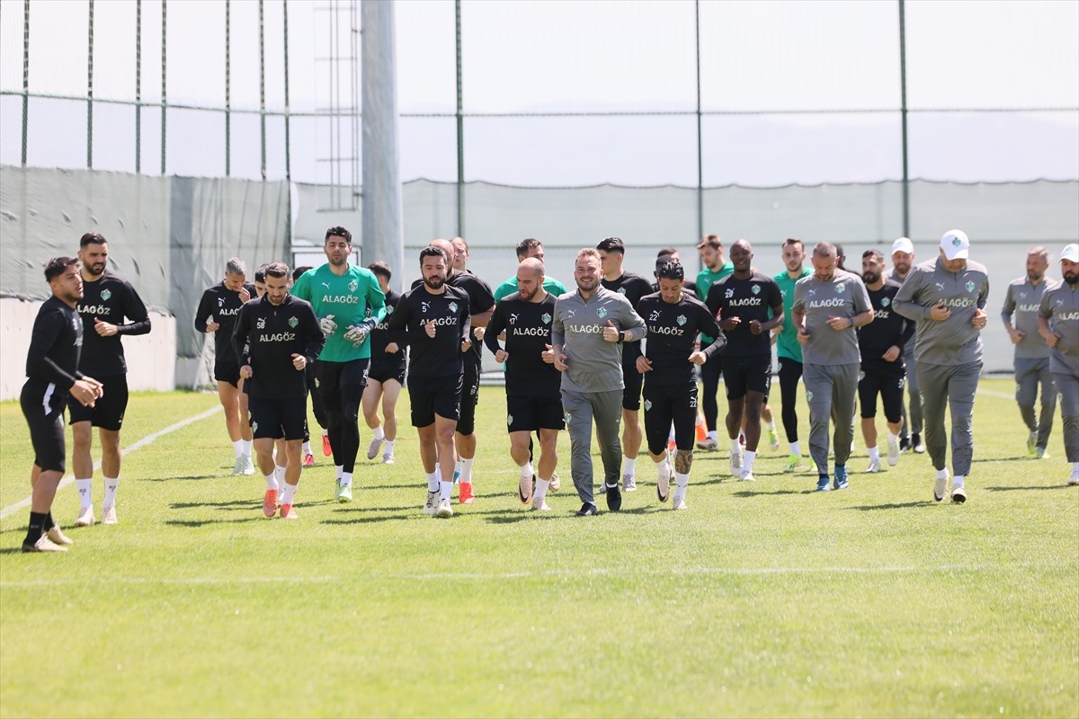 Alagöz Holding Iğdır FK, Trendyol 1. Lig'in 38. ve son haftasında yarın deplasmanda Solwie Energy...