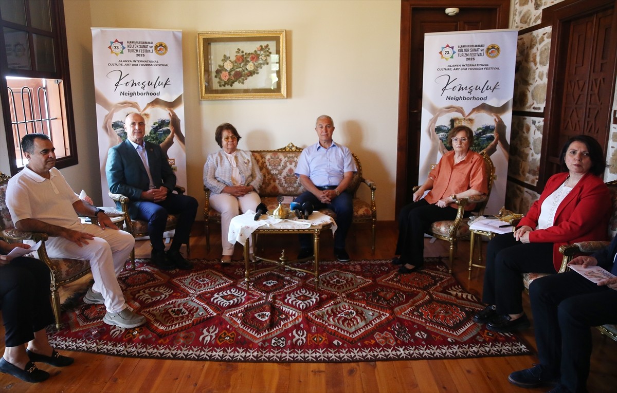 Alanya Belediyesi tarafından 23. Alanya Uluslararası Kültür Sanat ve Turizm Festivali 'komşuluk'...