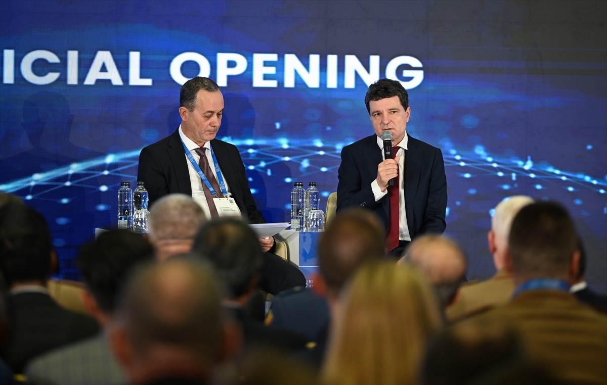 Anadolu Ajansının (AA) global iletişim ortağı olduğu Karadeniz ve Balkanlar Güvenlik Forumu'nun 9....