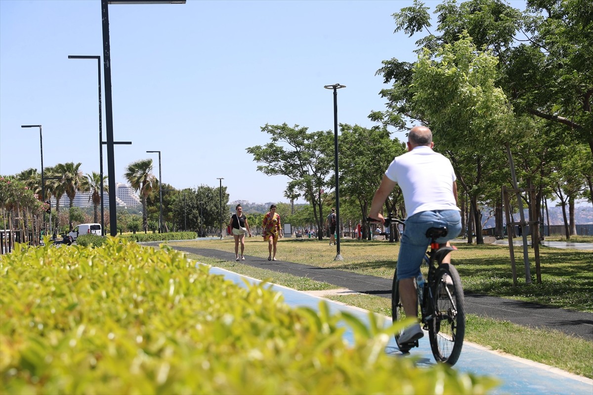 Antalya'da Büyükşehir Belediyesi, yerli ve yabancı ziyaretçilerin en çok ziyaret ettiği...
