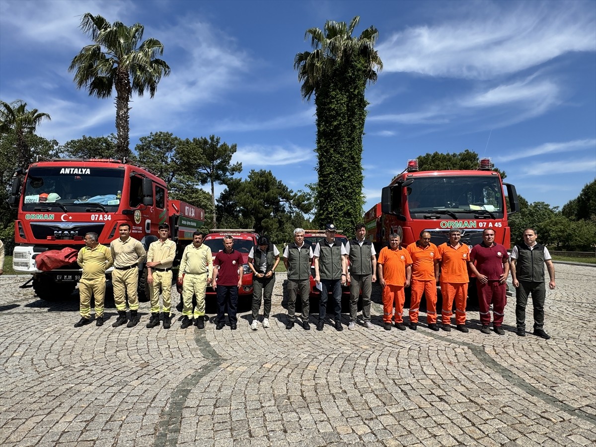 Antalya Orman Bölge Müdürlüğü, Türkiye'de en fazla orman varlığına sahip kentin Antalya olduğunu...