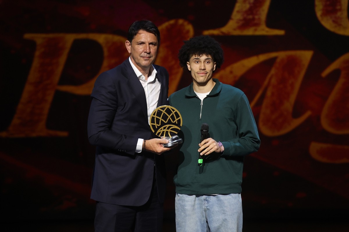 Basketbol Şampiyonlar Ligi Dörtlü Final organizasyonu kapsamında 2024-2025 sezonun en iyileri...