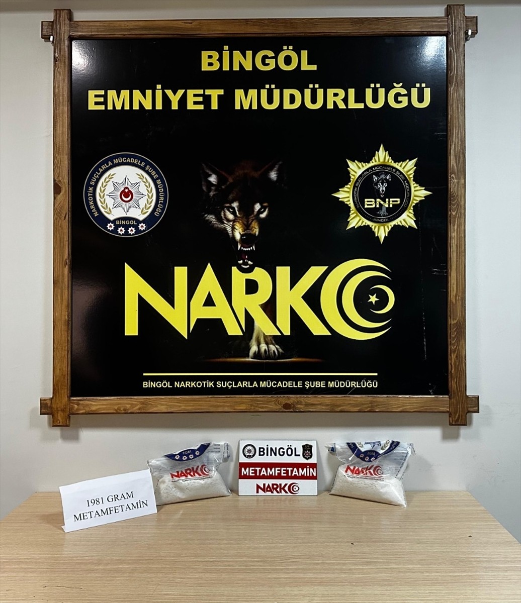 Bingöl'de uyuşturucu operasyonunda gözaltına alınan 30 şüpheliden 7'si tutuklandı. Yapılan...