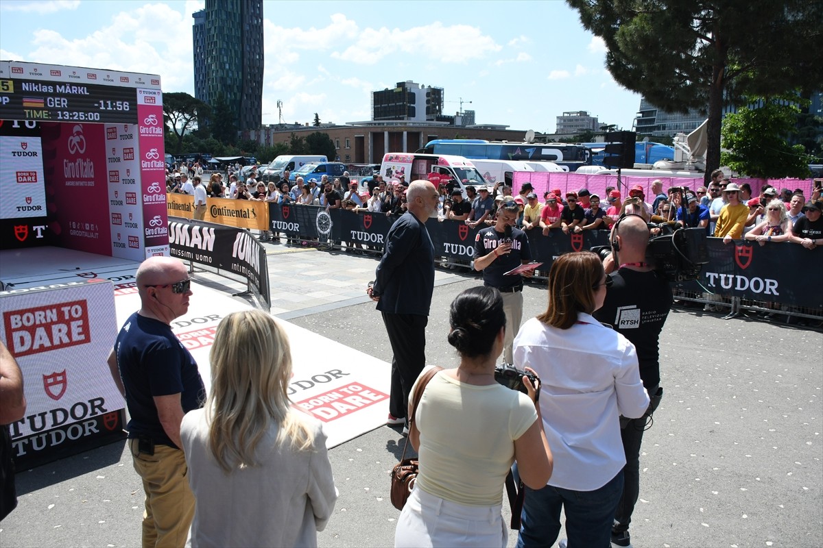 Bisiklet sporunun en prestijli organizasyonlarından, bu yıl 108’ncisi düzenlenen İtalya Bisiklet...