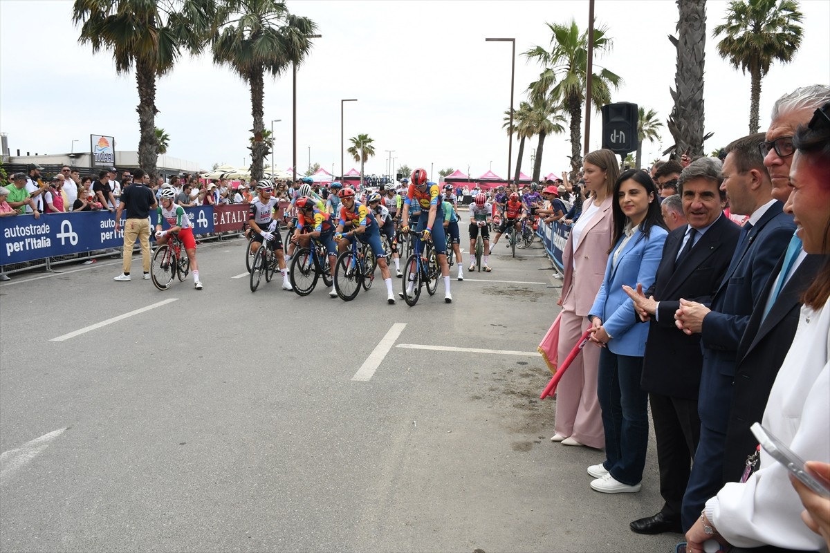 Bisiklet sporunun en prestijli organizasyonlarından olan ve bu yıl 108’ncisi düzenlenen İtalya...