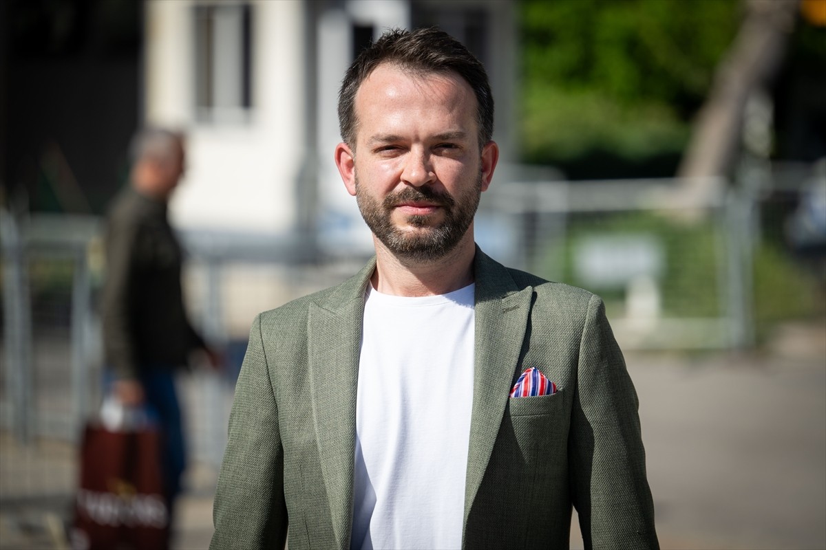 Bitlis'te 2001 yılında vatani görevini yaparken rahatsızlanıp hayatını kaybeden Jandarma Onbaşı...