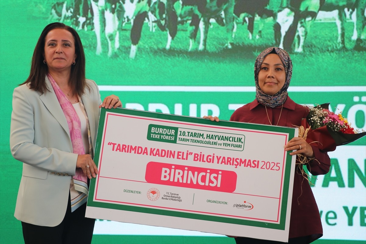 Burdur'da bu yıl 10'uncusu düzenlenen Teke Yöresi Tarım, Hayvancılık, Tarım Teknolojileri ve Yem...