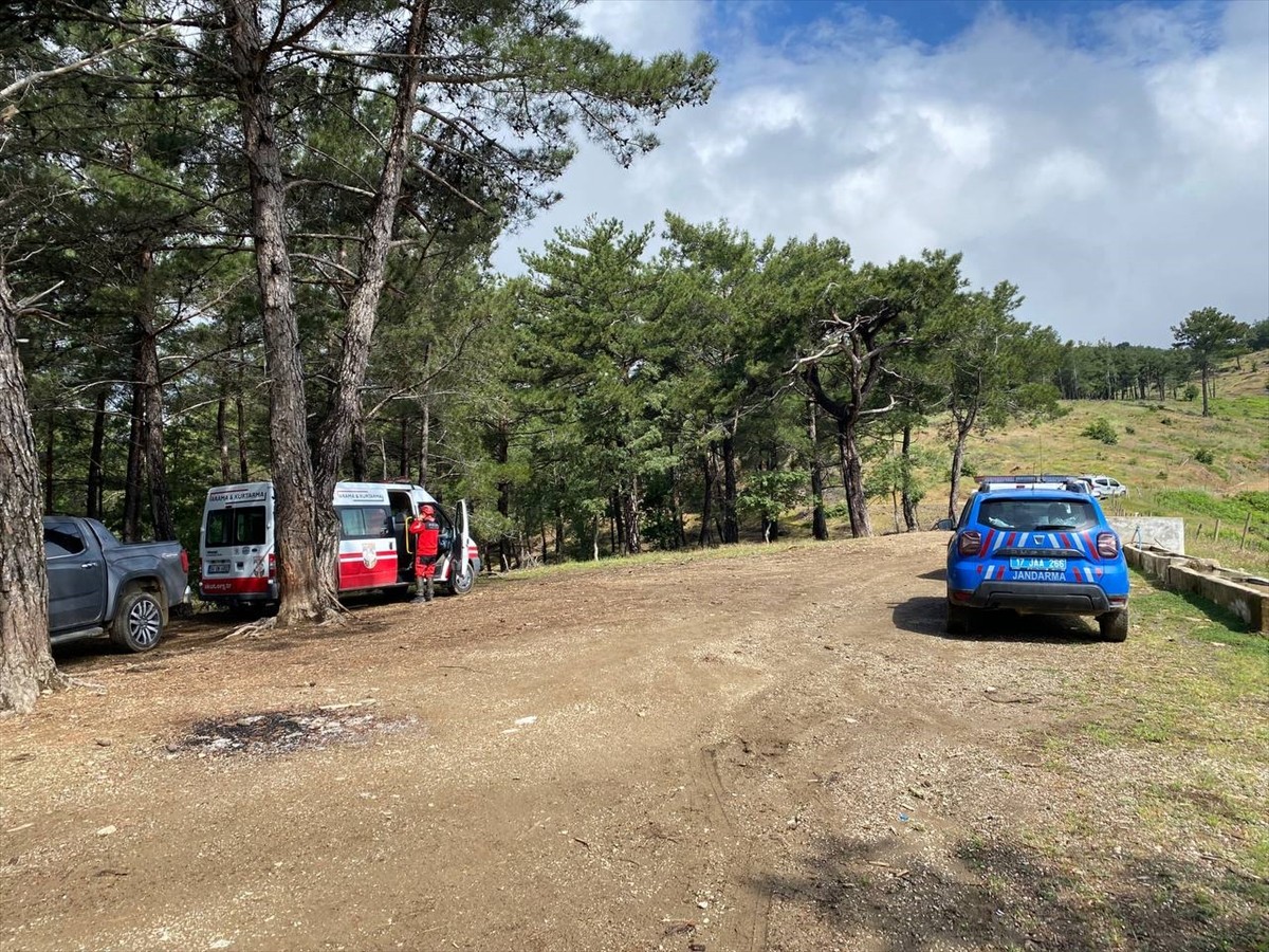 Çanakkale'nin Ayvacık ilçesine bağlı Küçükkuyu beldesinde doğa yürüyüşünde kaybolan Çevre...
