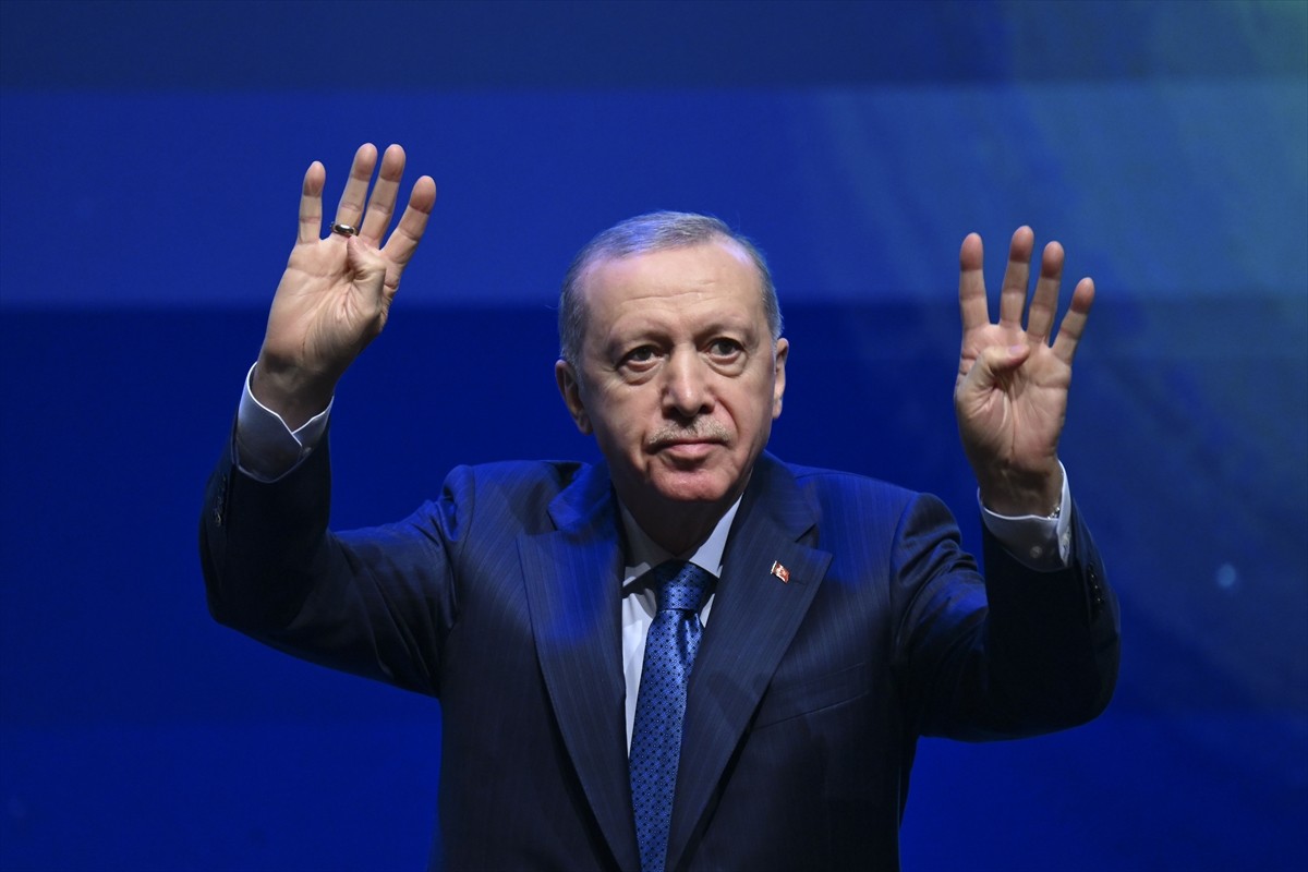 Cumhurbaşkanı Recep Tayyip Erdoğan, Atatürk Kültür Merkezi'nde düzenlenen Uluslararası Yeşilay...