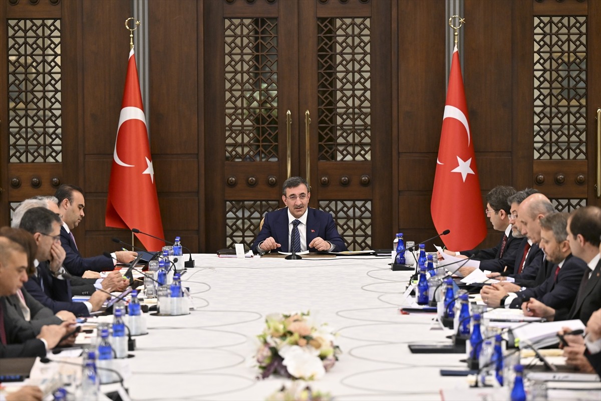 Cumhurbaşkanı Yardımcısı Cevdet Yılmaz, Cumhurbaşkanlığı Külliyesi'nde "Yatırım Ortamını...