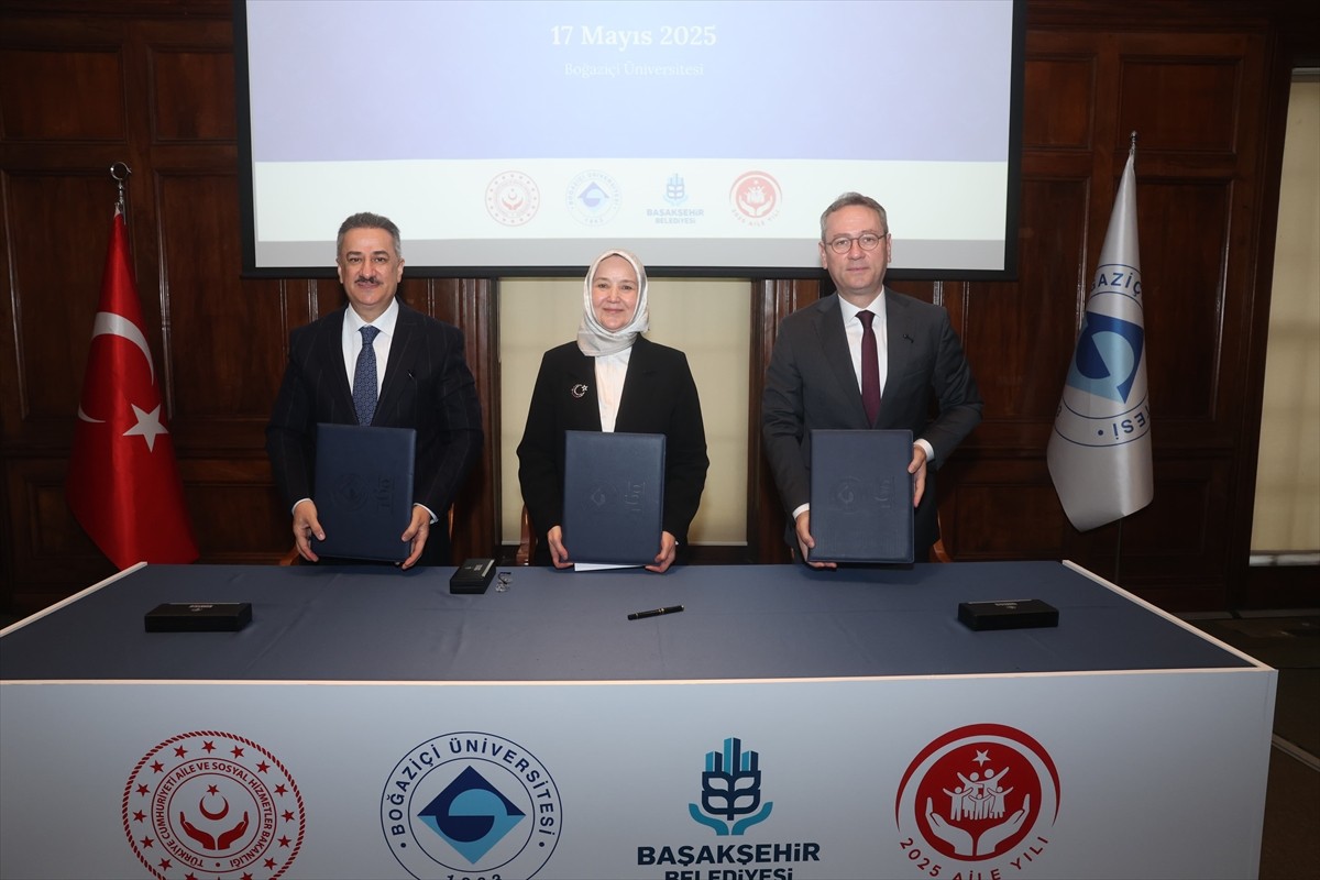 Cumhurbaşkanlığı himayelerinde, Aile ve Sosyal Hizmetler Bakanlığı, Boğaziçi Üniversitesi ve...