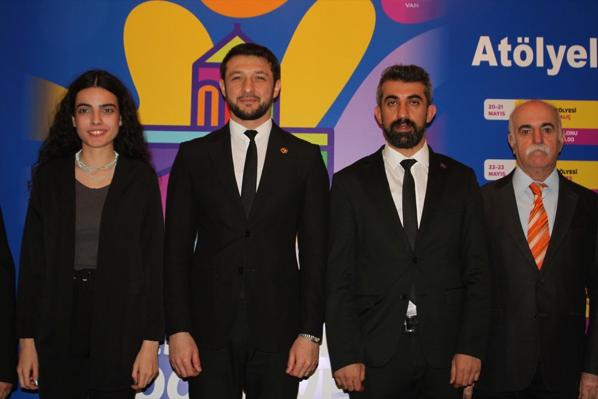 Devlet Tiyatroları Genel Müdürlüğünce düzenlenecek "22. Akdamar Çocuk ve Gençlik Tiyatroları...