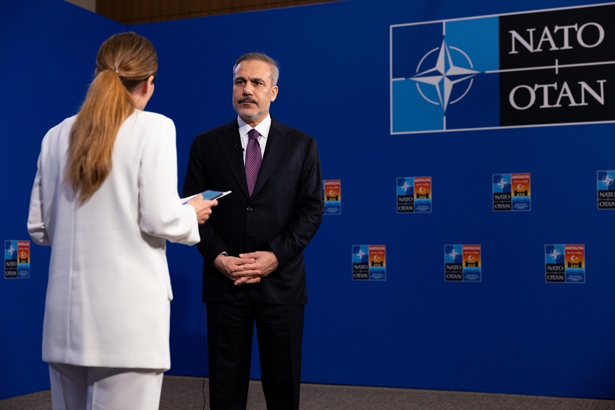 Dışişleri Bakanı Hakan Fidan, Antalya'da düzenlenen NATO Gayriresmi Dışişleri Bakanları Toplantısı...