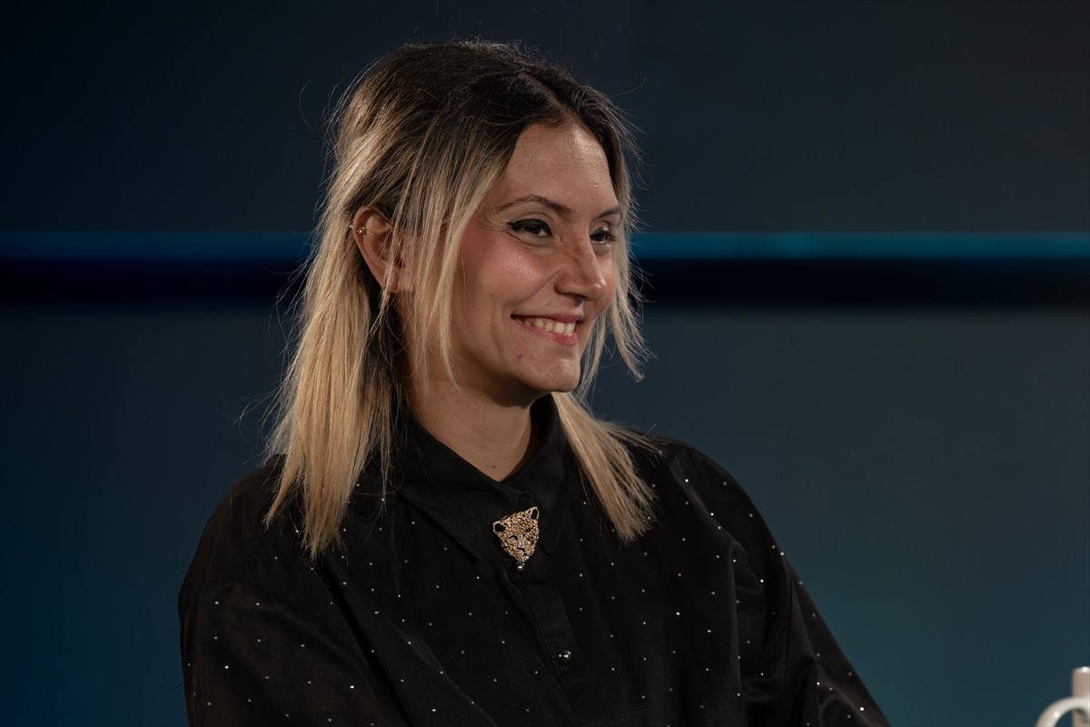 Dünyada işaret diliyle sunulan ve erişilebilirlik anlamında tüm bireylere hitap eden ilk...