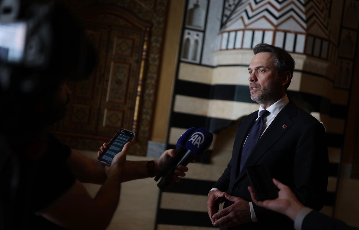 Enerji ve Tabii Kaynaklar Bakanı Alparslan Bayraktar, Suriye'ye gerçekleştirdiği ziyareti, enerji...