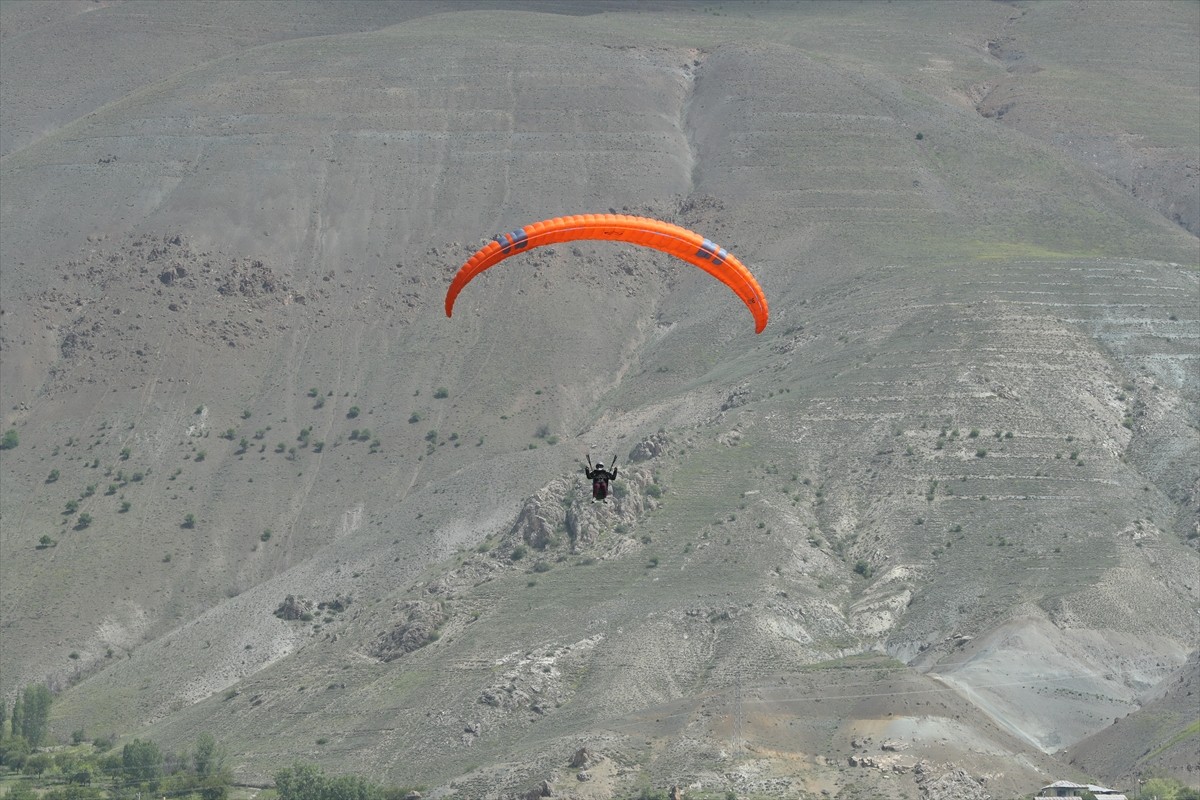 Erzincan Aile ve Sosyal Hizmetler Müdürlüğü, engellilere yönelik yamaç paraşütü ve ATV turu...