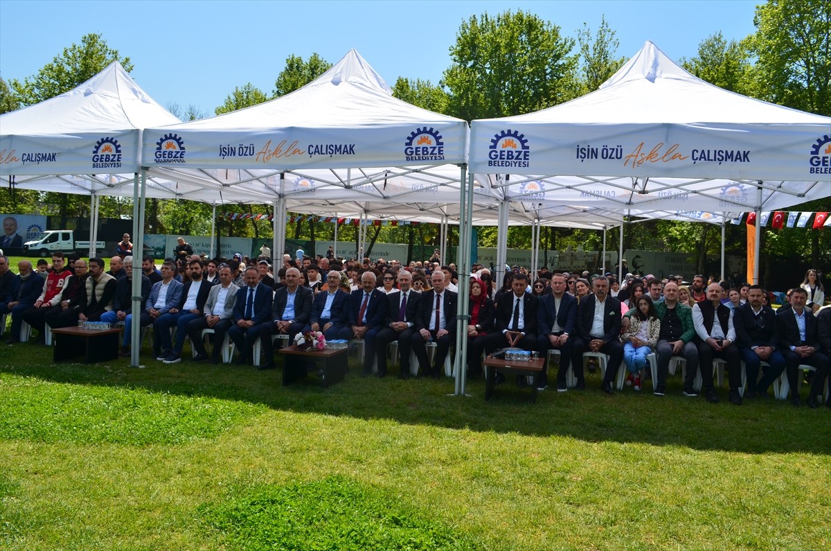 Fatih Sultan Mehmet için vefatının 544. yılında, son otağını kurduğu Kocaeli'nin Gebze ilçesindeki...