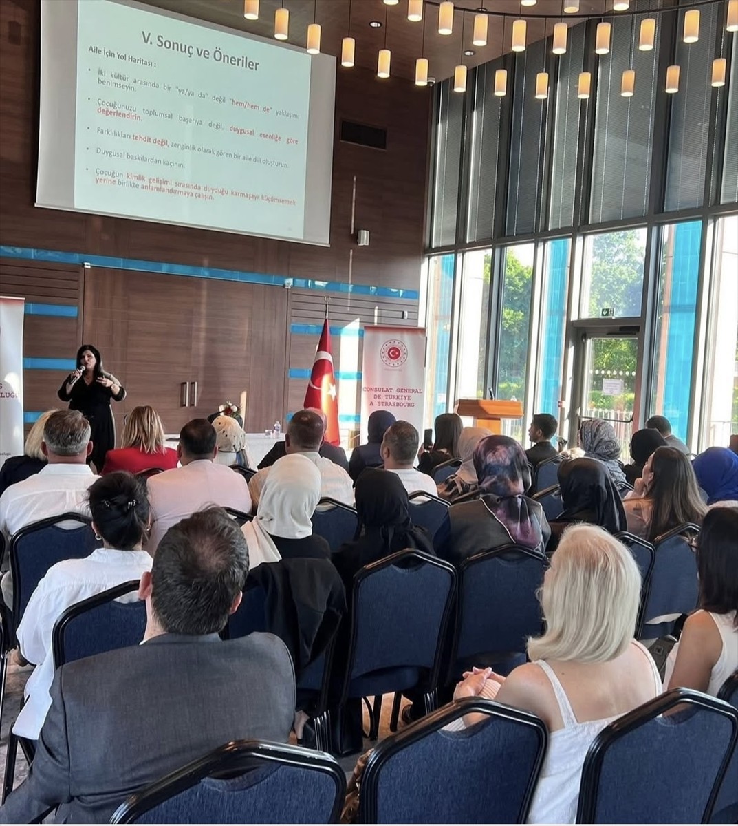 Fransa'nın Strazburg kentinde 15 Mayıs Uluslararası Aile Günü dolayısıyla Türkiye'nin Strazburg...