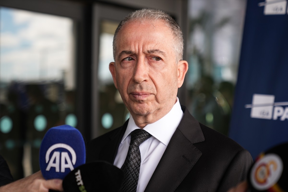 Galatasaray Kulübü İkinci Başkanı Metin Öztürk, Trabzonspor ile yarın Gaziantep'te oynanacak...