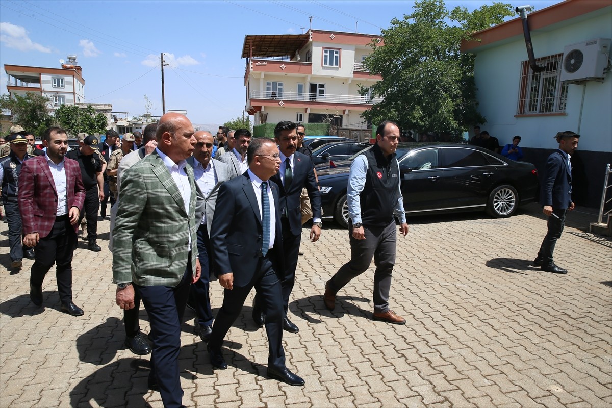 Gaziantep'in Araban ilçesinde kaybolan 10 yaşındaki otizmli çocuğu bulmak için başlatılan arama...