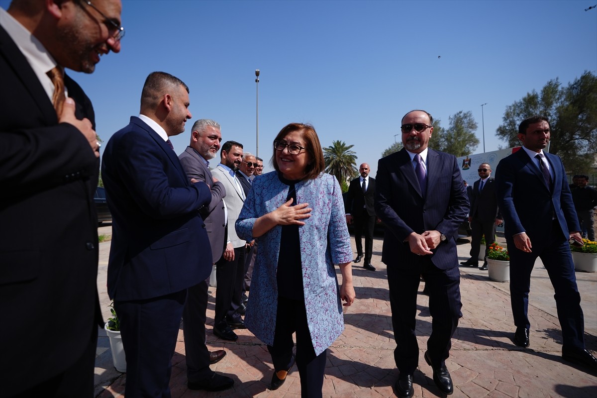 Gaziantep Büyükşehir Belediyesi'nden Irak'ın başkenti Bağdat'a Türk Bahçesi'ne dikilmek üzere...